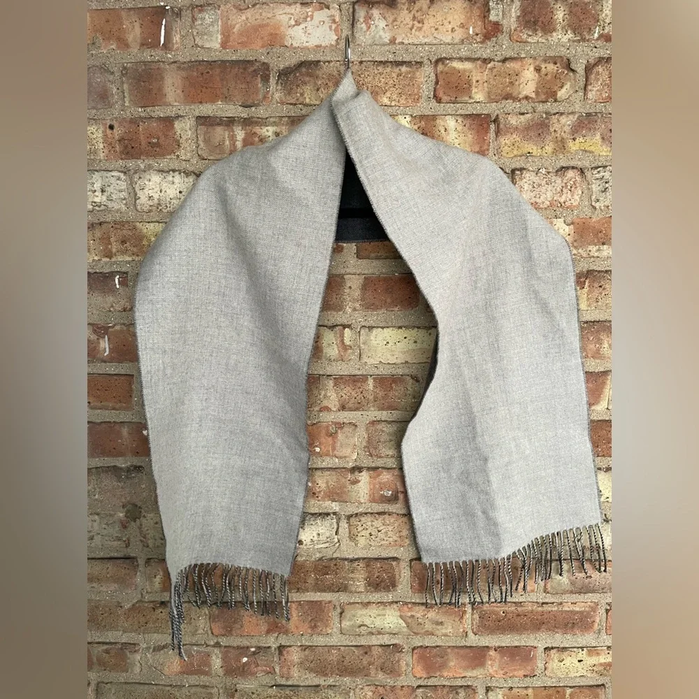 Vineyard Vines Merino Wool Two-Tone Fringe Scarf🖤